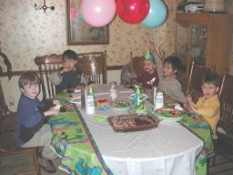 Richard-5thBirthday-09Feb2003_7596.JPG