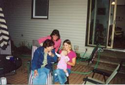 Heidman,LilyGrace_GAuntCindyHolton,GMomChristyFoster,MomMelanieHeidman-Jan2003.jpg