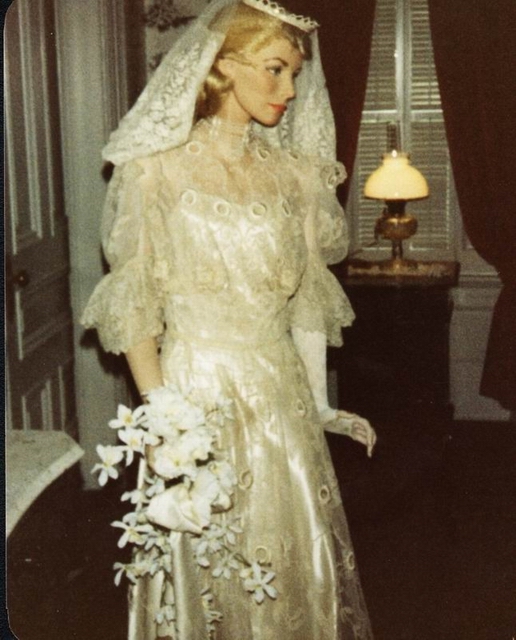 McKnight,Mrs.AlmaVernyMalone-weddingdress-FontaineHouse,Memphis.jpg